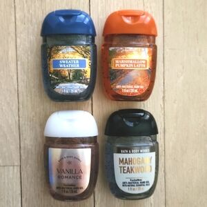 New Lot of 4 Bath & Body Works Mini Fall Scent Hand Sanitizers Purse Size 1 Oz.
